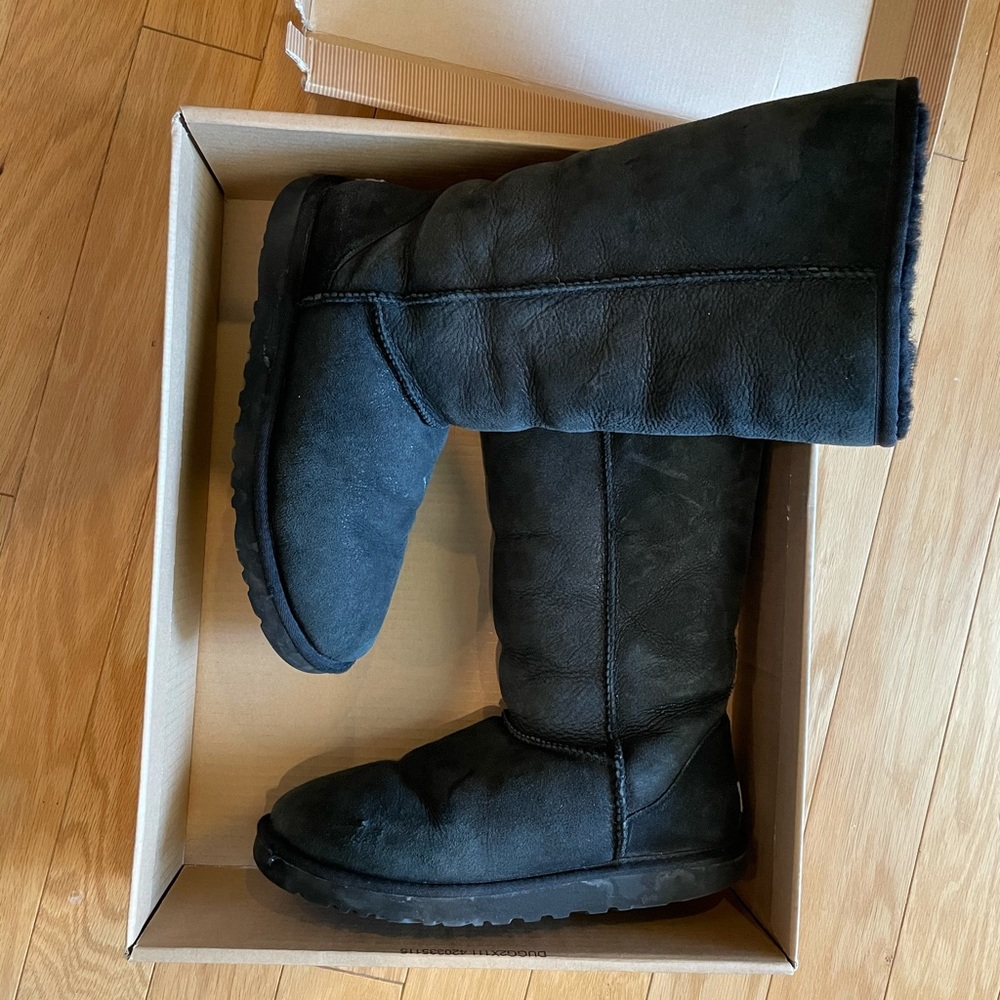 Tall ugg boots